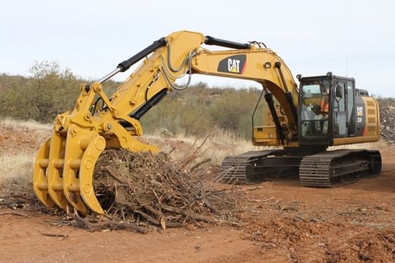 Acessório Rastelo para Escavadeira Huitong para Limpeza de Terrenos, para Escavadeiras de 40 Toneladas, Garra para Raízes