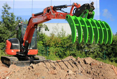 Acero preto / verde Pincel Rake Excavator Anexo Sharp Tines Construção pesada
