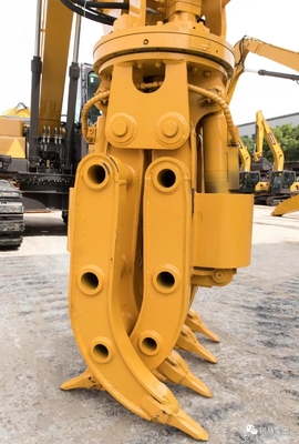 A madeira de aço hidráulica de gerencio da garra luta a máquina escavadora de 20 toneladas